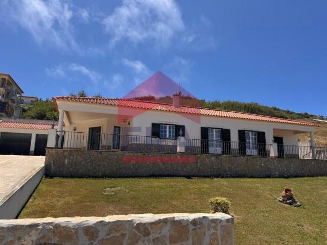 4 quarto, Lourinhã Lourinhã 104686456