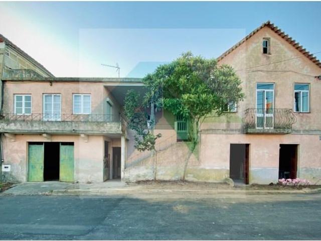 4 quarto, Oliveira do Hospital Oliveira do Hospital 101656269