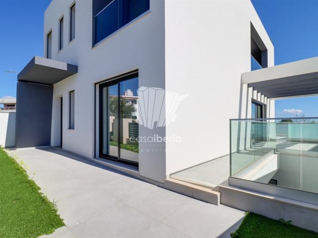 4 Quartos Moradia Mexilhoeira Grande 185m² Mexilhoeira Grande