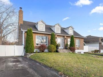House for sale in L'assomption - Garden