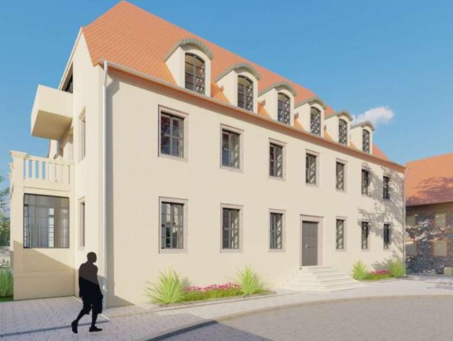 4 R Whg. mit großzügiger Terrasse und Balkon