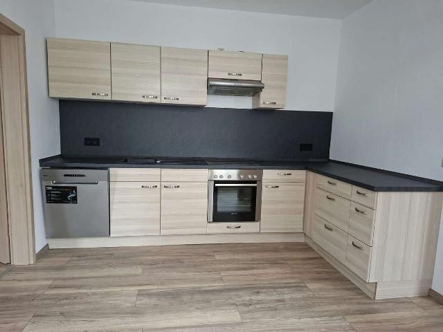 4 Raumwohnung im Erdgeschoß in ruhiger Lage mit moderner Einbauküche!