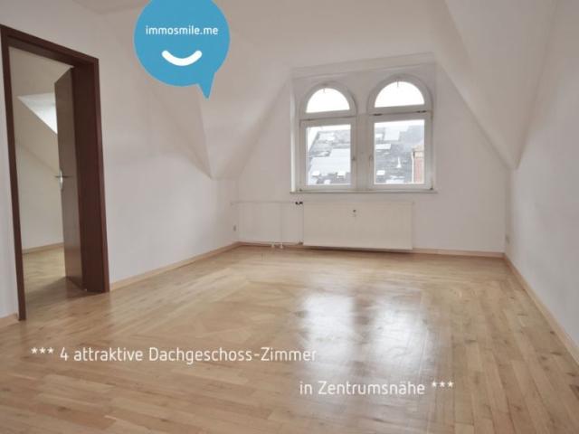 4 Raum • Dachgeschoss • saniert • Parkett • offene Küche • Tageslichtbad mit Wanne