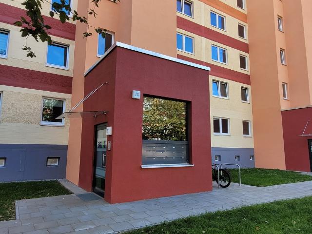 4 Raum Wohnung mit Aufzug und 2 Bädern