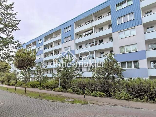 4 Raum Wohnung mit Einbauküche, Balkon & Autostellplatz