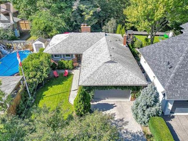 4 Ravenscrest Drive, Toronto, ON, M9B 5M7 house for sale | Listing ID W13779 | Royal LePage