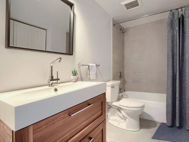 4 ½ Rénové à Louer à Boucherville