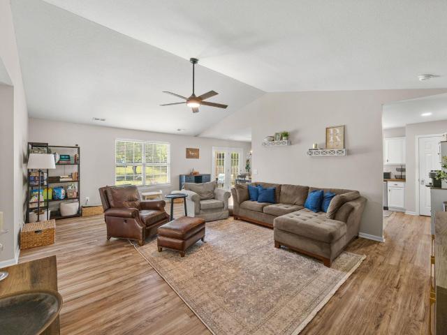 4 Richmond Dr, Greenville, SC 29617 | MLS #1589