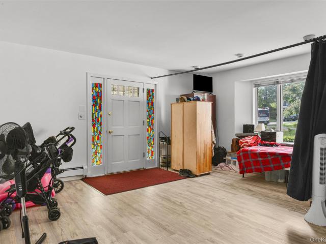 4 Ridgeview Avenue