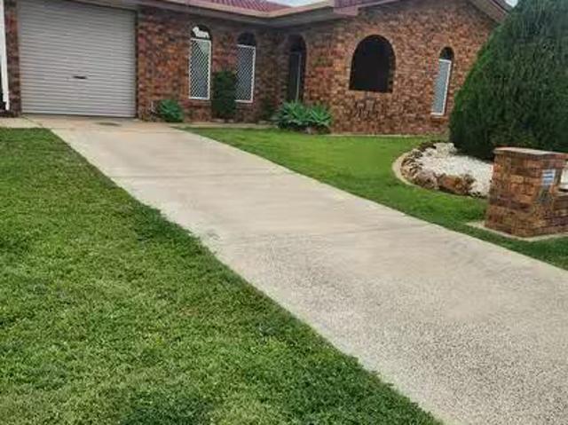 4 Ripley Avenue, Pialba, QLD 4655