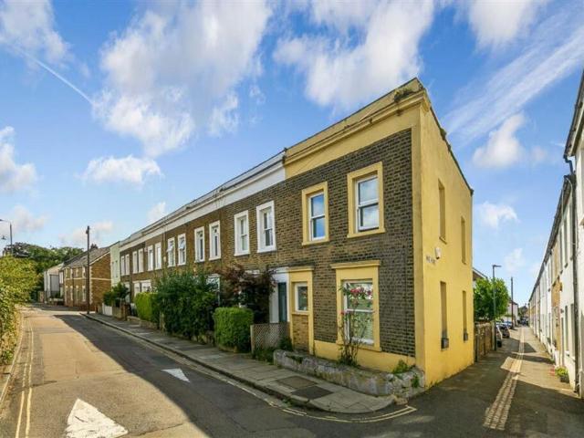 4 Rock Avenue, London, SW14 8PG, United Kingdom | 2 bed house for rent #140799661 | Rentberry