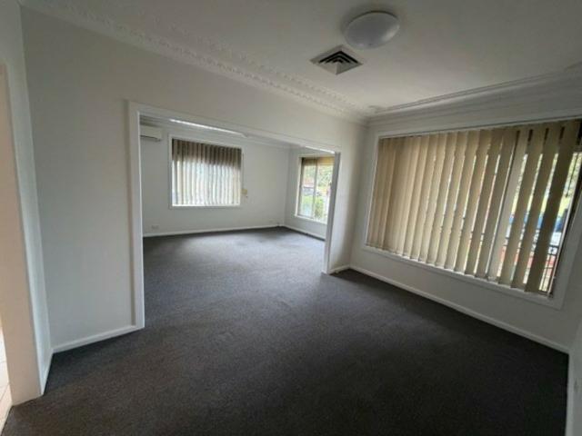 4 Rodgers Street, Kingswood NSW