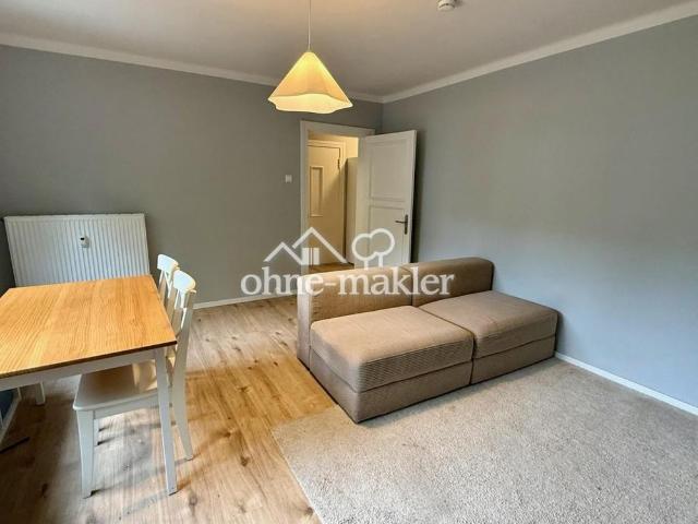 4 Room City Apartment with Garden, Furnished / 4 Zimmer Stadtwohnung mit Garten, möbliert