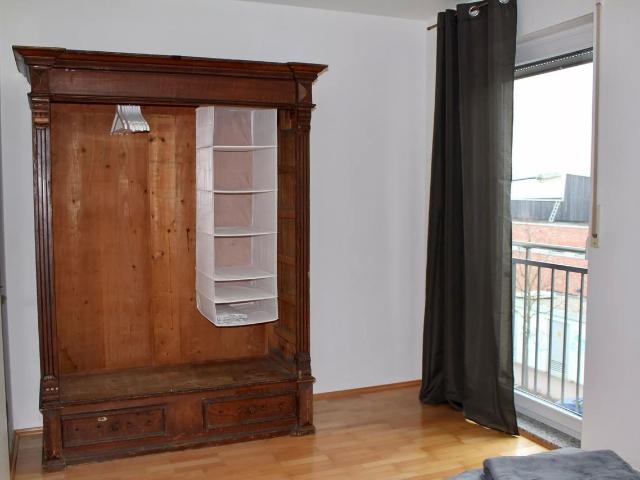 4 Room Business Duplex apartment over 2 floors with 2 bathrooms, underfloor heating, underground parking space and balcony, Frankfurt Amsterdam Apartments for Rent