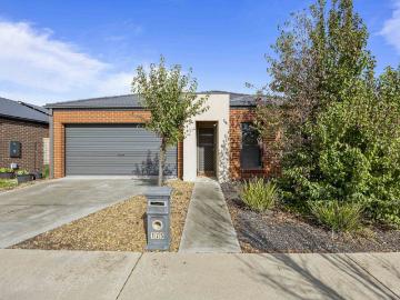 4 room house to let in 175 Ballarat Carngham Road, Winter Valley
