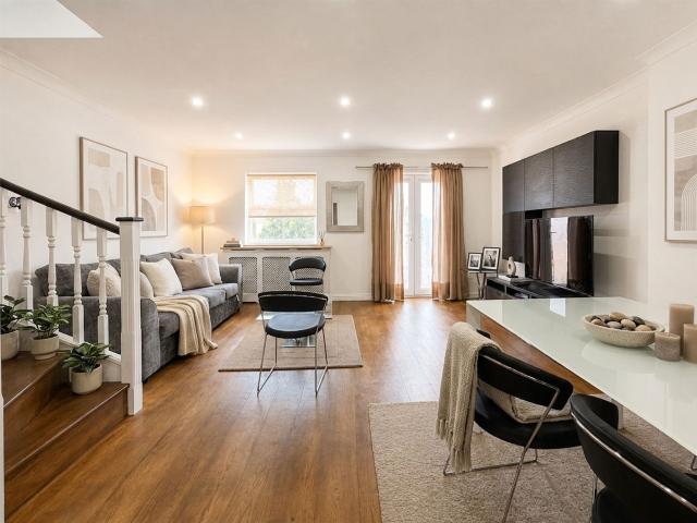 4 room house to let in 117 Ribblesdale Avenue London, London N11 3AZ, united_kingdom