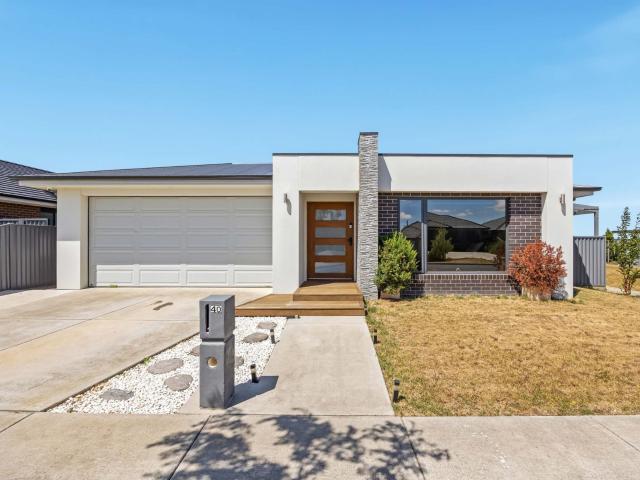 4 room house to let in 40 Lugano Avenue, Alfredton