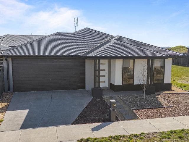 4 room house to let in 54 Cormorant Grange, Winter Valley