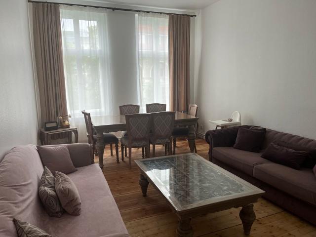 4 room old building apartment, Berlin Amsterdam Apartments for Rent