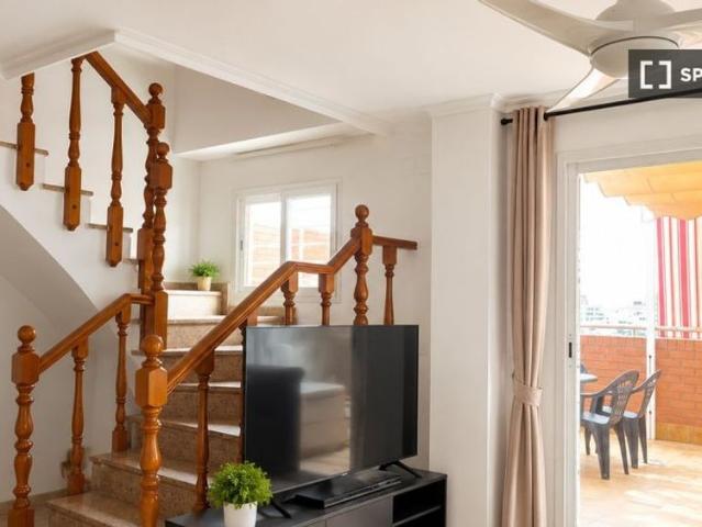 4 room luxury Apartment for rent in Valencia