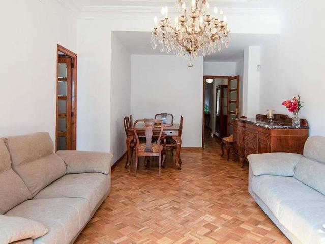 4 room luxury Apartment for rent in Valencia