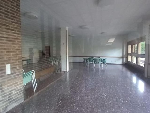 4 room luxury Apartment for rent in Zaragoza, Spain