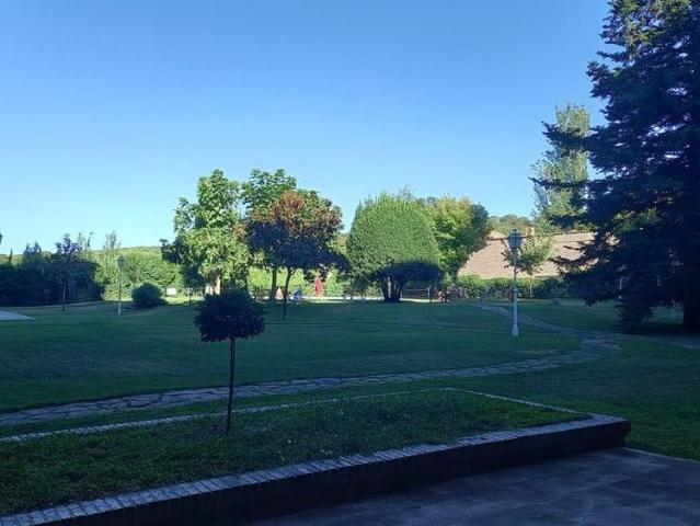 4 room luxury Apartment for rent in Zaragoza, Spain