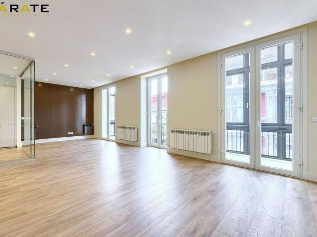 4 room luxury Apartment for rent in Bilbao, Spain