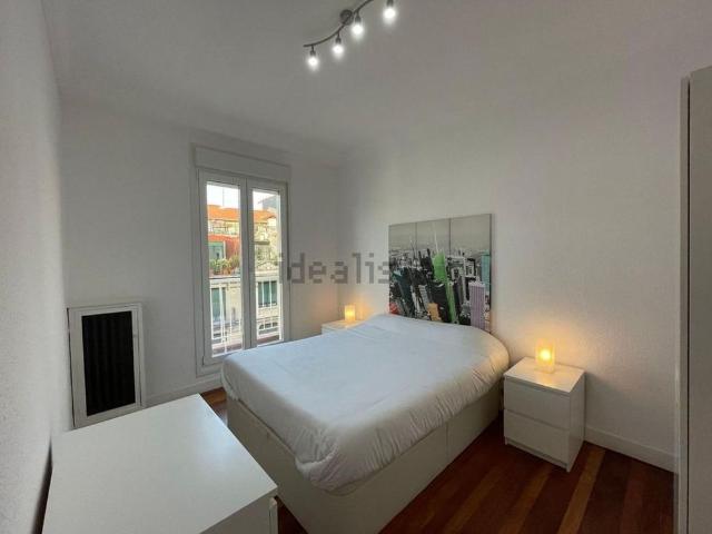 4 room luxury Apartment for rent in Bilbao, Spain