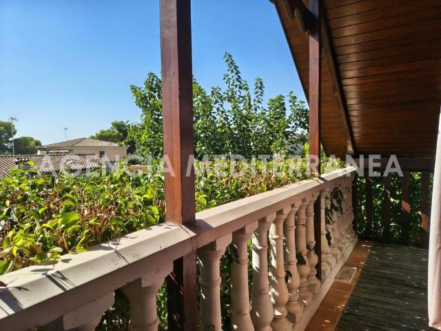 4 room luxury Detached House for rent in Paterna, Valencia