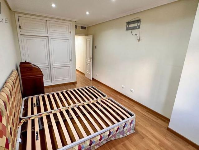 4 room luxury Flat for rent in Alicante, Spain