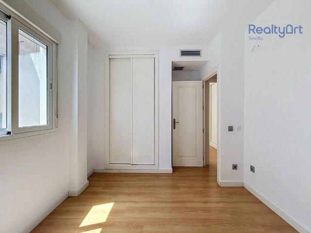 4 room luxury Flat for rent in Seville, Andalusia