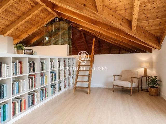 4 room luxury House for rent in Begues, Spain