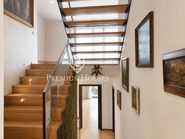 4 room luxury House for rent in Begues, Spain