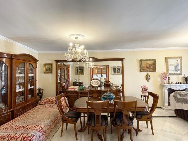 4 room luxury House for rent in Fuengirola, Spain
