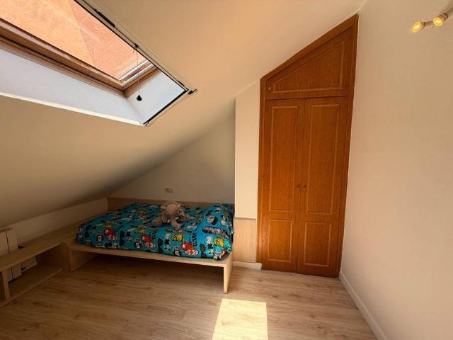4 room luxury penthouse for rent in Valencia