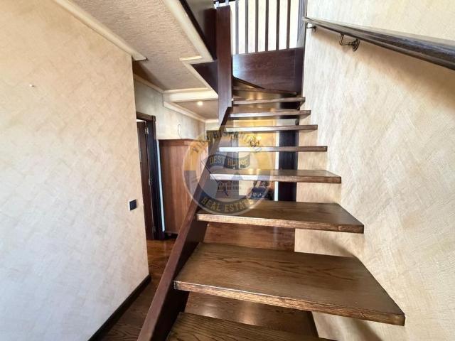 4 room luxury penthouse for rent in Vigo, Galicia
