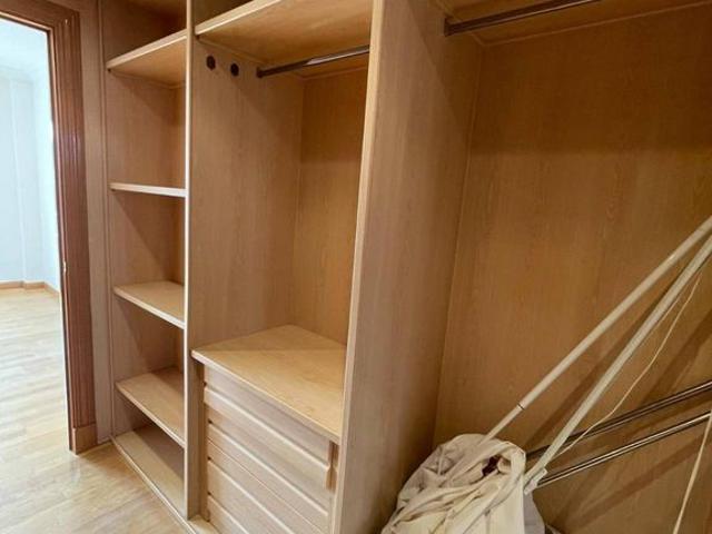 4 room luxury penthouse for rent in Madrid, Spain
