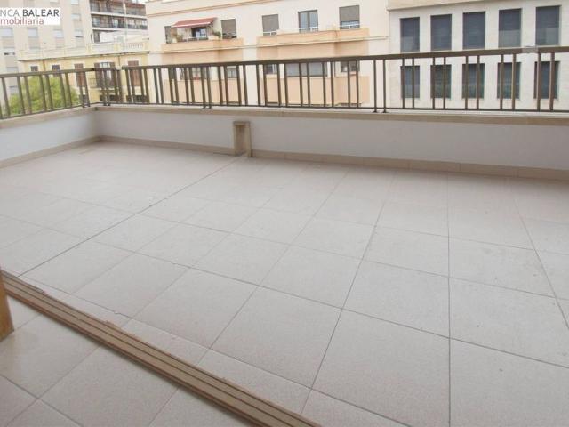 4 room luxury penthouse for rent in Palma de Mallorca, Spain