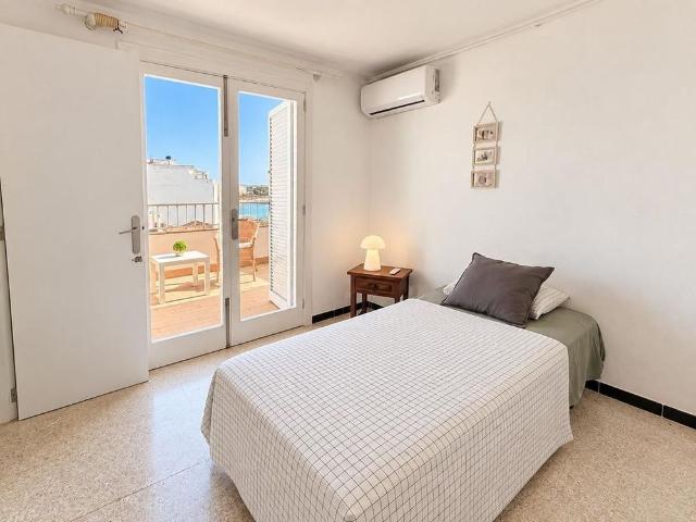4 room luxury penthouse for rent in Palma de Mallorca, Spain