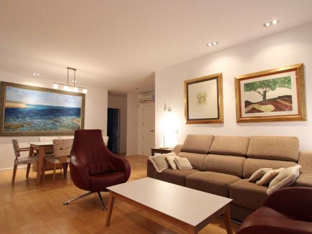 4 room luxury Semidetached House for rent in La Pobla de Vallbona, Valencia