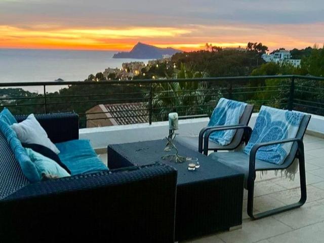 4 room luxury Villa for rent in Altea, Valencia