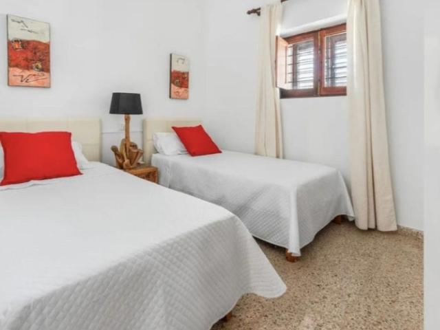 4 room luxury Villa for rent in Sa Carroca, San Jose, Province of Balearic Islands, Balearic Islands