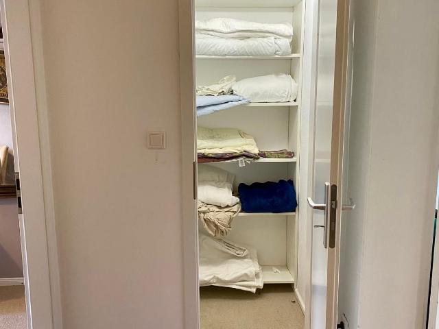 4 rooms, hugh kitchen for family or students in Berlin Hermsdorf