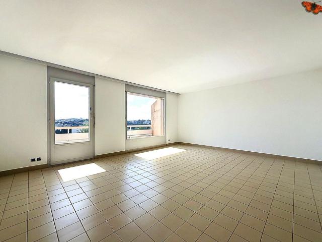 4½ ROOMS – In duplex with a balcony!