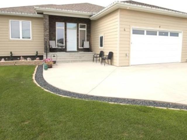 4 Rose Street, Oakbank, MB, R5N 0M6 house for sale | Listing ID 202621 | Royal LePage
