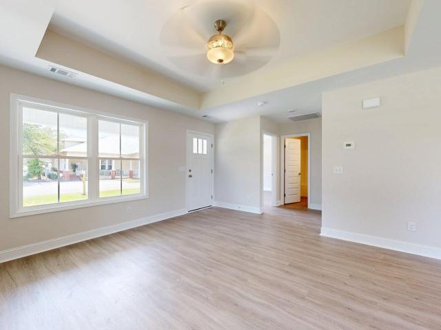 4 Roundtree Street