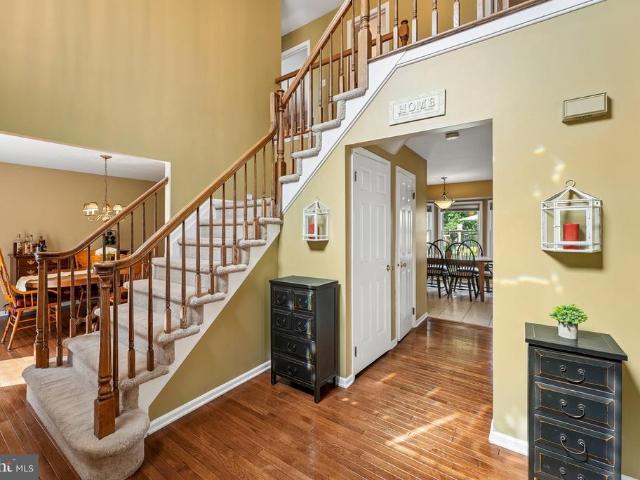 4 Stanford Place