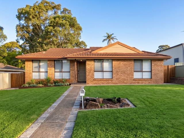 4 Stagg Place, AMBARVALE, NSW 2560