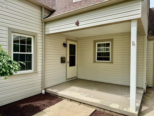 4 Stoutenburg Drive